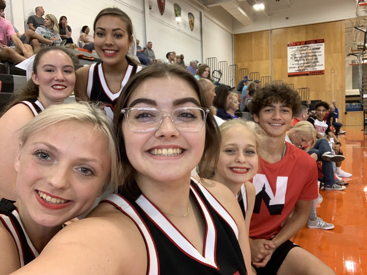 SM_NORTH_HS's tweet photo. S/O SMN CHEER VOLUNTEERS @ N GYMNASTICS INVITE!!! THANK YOU! @SMNorthPTSA @SMNorthBooster @SMNorthCheer https://t.co/0UhWgXaXne