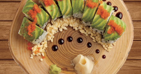 BeShockRamen's tweet photo. Yup, this will do.... Caterpillar Roll https://t.co/u9TxCRydZC