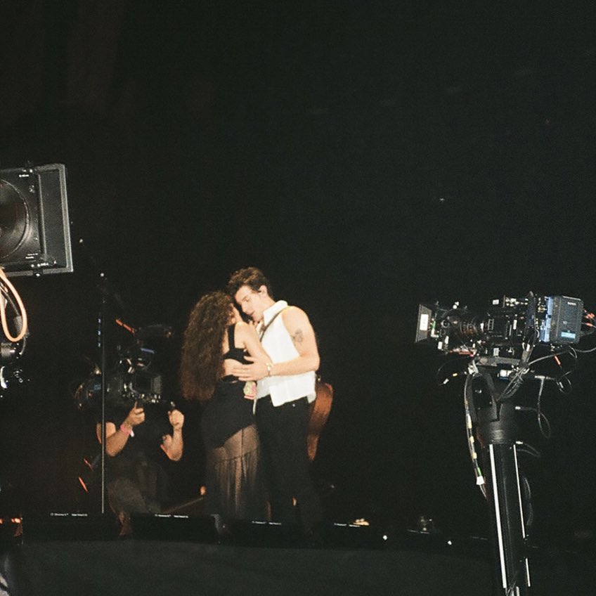 mattiemaeeee's tweet photo. Film x @ShawnMendes @Camila_Cabello https://t.co/FM07jEJ4s4