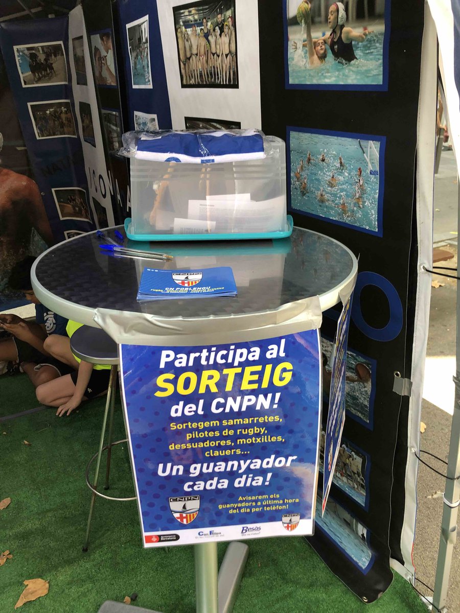 🎉Avui ha sigut el primer dia de la parada del Club per la FM de Poblenou! Els nens s'ho han passat d'allò més bé jugant a la carpa i participant al sorteig que tenim preparat per a tots vosaltres! Ens veiem demà?😉

#CNPoblenou #Poblenou #CNPN #rugby #waterpolo #natacióartística
