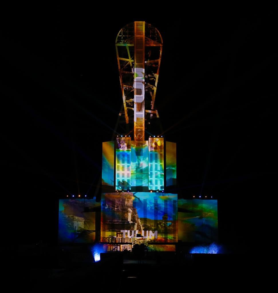 CarlosJoaquin's tweet photo. Alguna fotografías del videomapping en Megaescultura en #Chetumal, sin duda un nuevo producto turístico para nuestra capital. Al nivel de lo que #Chetumal merece. https://t.co/Rx80oSujUg