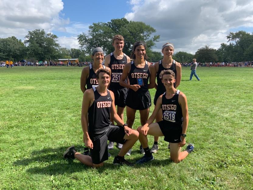 OtsegoKnightsCC's tweet photo. A day full of big PRs for the Knights at the Tiffin Carnival! The girls ran strong races, led by Bella Mancuso. The boys finished 19th out of 49 teams and were led by Ashton Serrato's 13th overall finish, out of 332, in 16:23.7, making him the 3rd fastest in Otsego boys history! https://t.co/s4NsNqCf6v