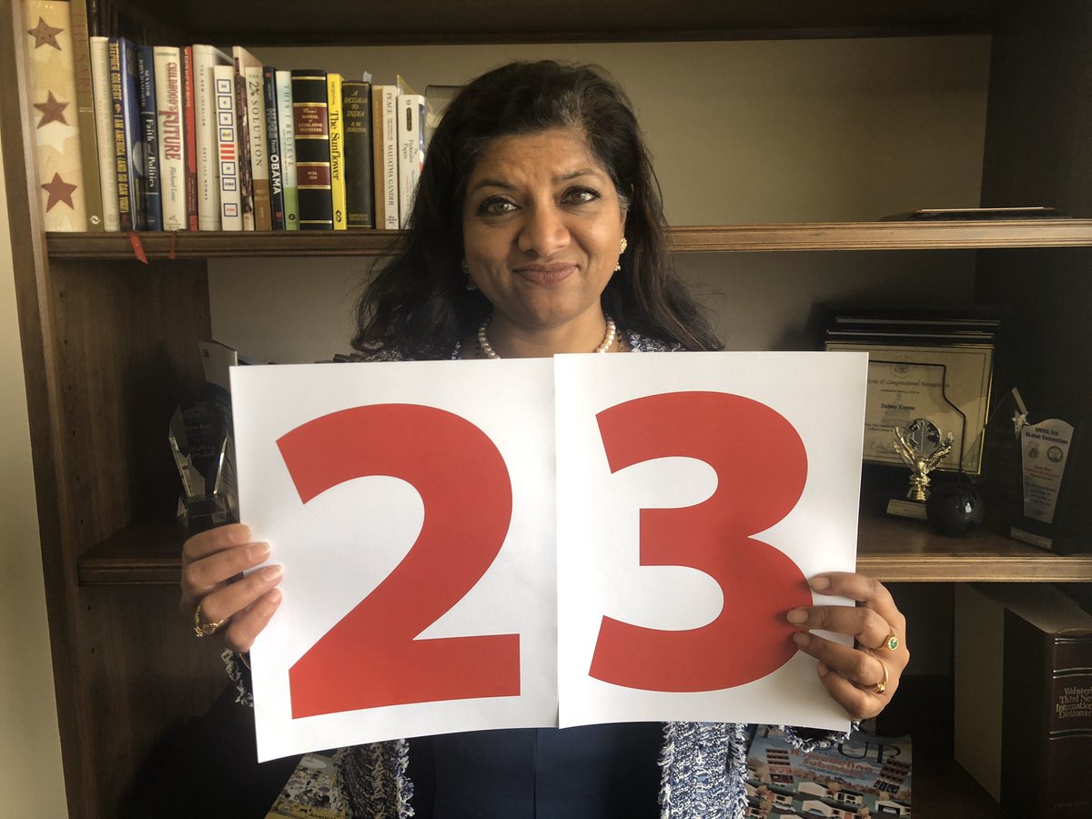 MIHouseDems's tweet photo. We came to Lansing to do one job - and that’s to provide and to protect a good future for Michigan families. The clock is ticking. #countdowntoshutdown #ticktock #23days https://t.co/GZOZb5ey8N