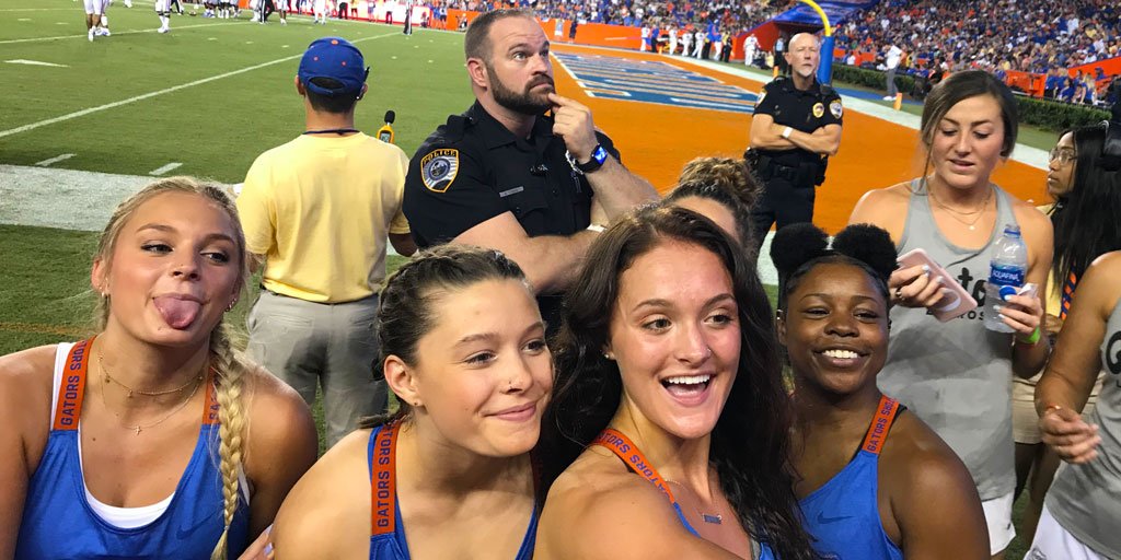 GatorsGym's tweet photo. Can't have a ππ€ΈββοΈ pic on ππ sideline without @PhotoBombCop !
#UTMvsUF
#WeChomp
#GoGators https://t.co/HFPRnQrBDZ