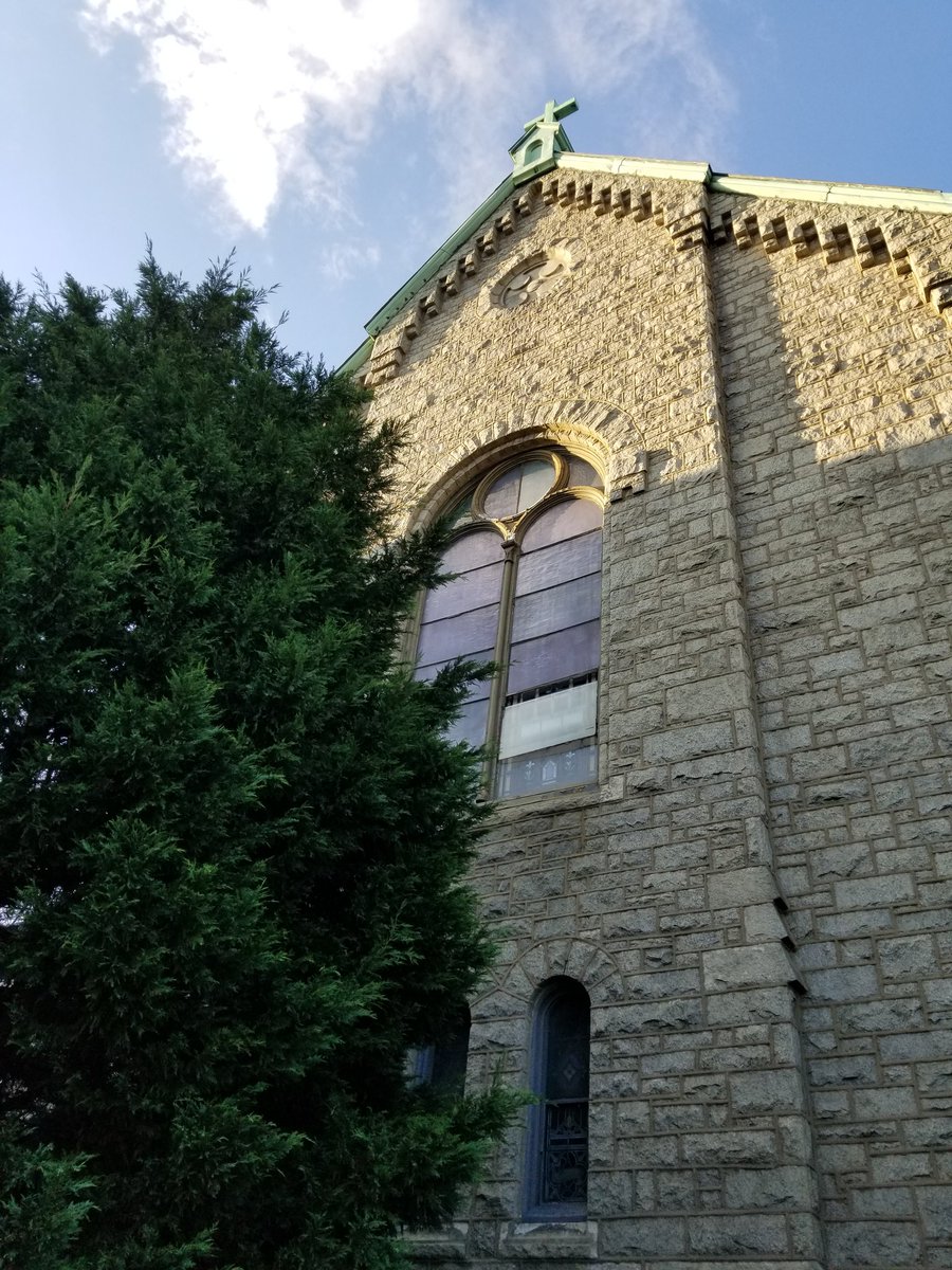 SheilaShowPHL's tweet photo. #PARISHPICNIC #PARISHGARDEN
#MYFAMILY
#StGabriels #CatholicChurch #StGabes
#SouthPhilly #GraysFerry https://t.co/qqEzSQKAyL