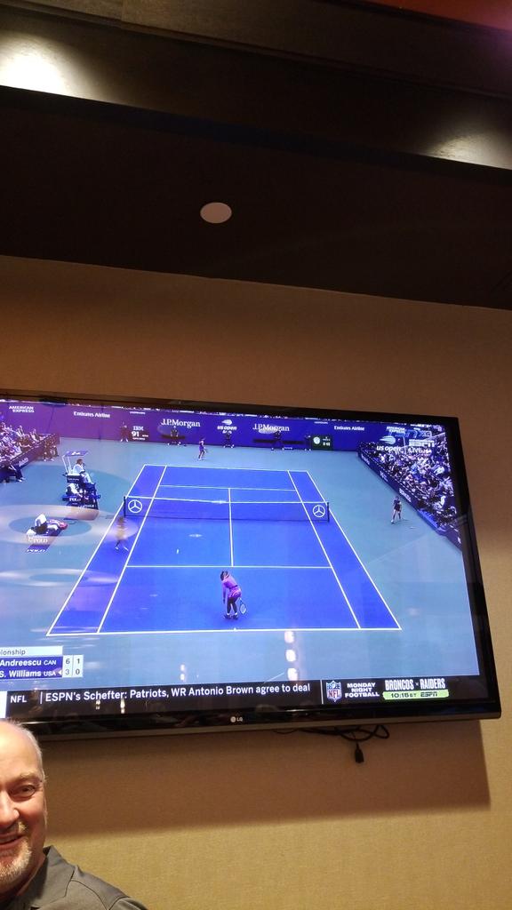 TylerSchon's tweet photo. Found one of the only places to watch the game in Halifax during #dorianhurricane . Go Bianca!!!!! #SheTheNorth https://t.co/bh61IIYokl