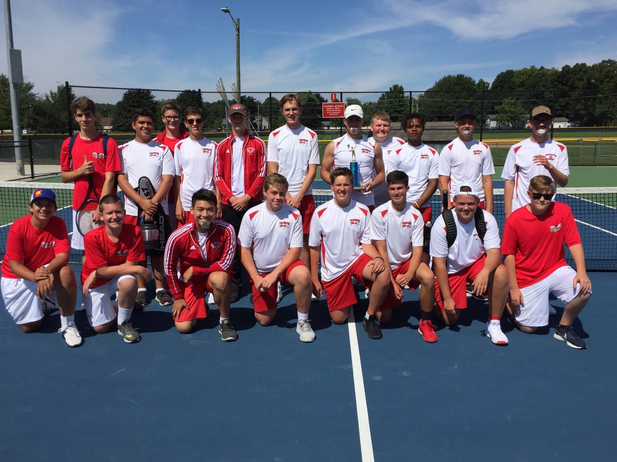 CdubTennis's tweet photo. Today the Boys won they’re home tournament winning 5 of the Flights! #GoCards https://t.co/7hi0Oi8dpl
