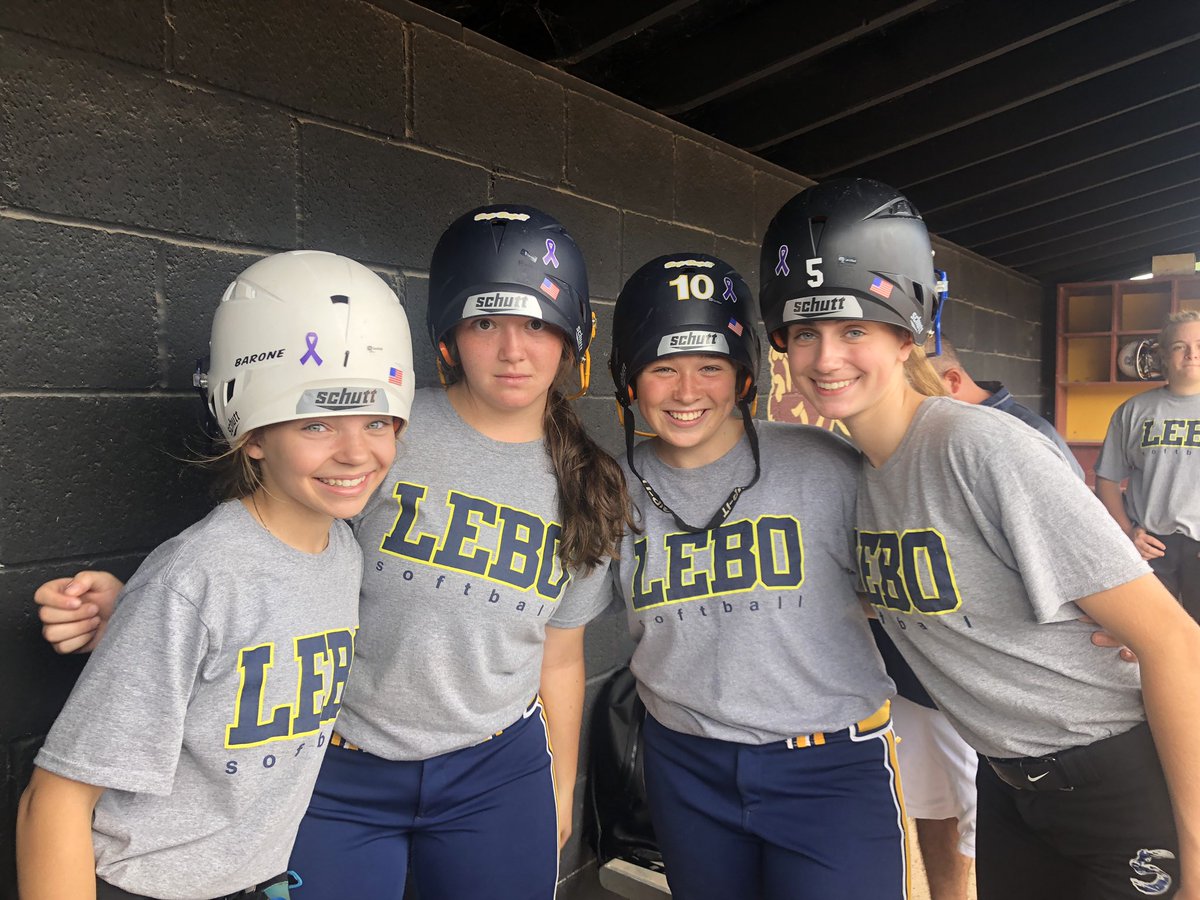 MtLebo_softball's tweet photo. Lebo Softball went #McFeeleyStrong today at the Char-Houston High School tournament!!! 💜🥎 https://t.co/Ss2ogdyUJ4