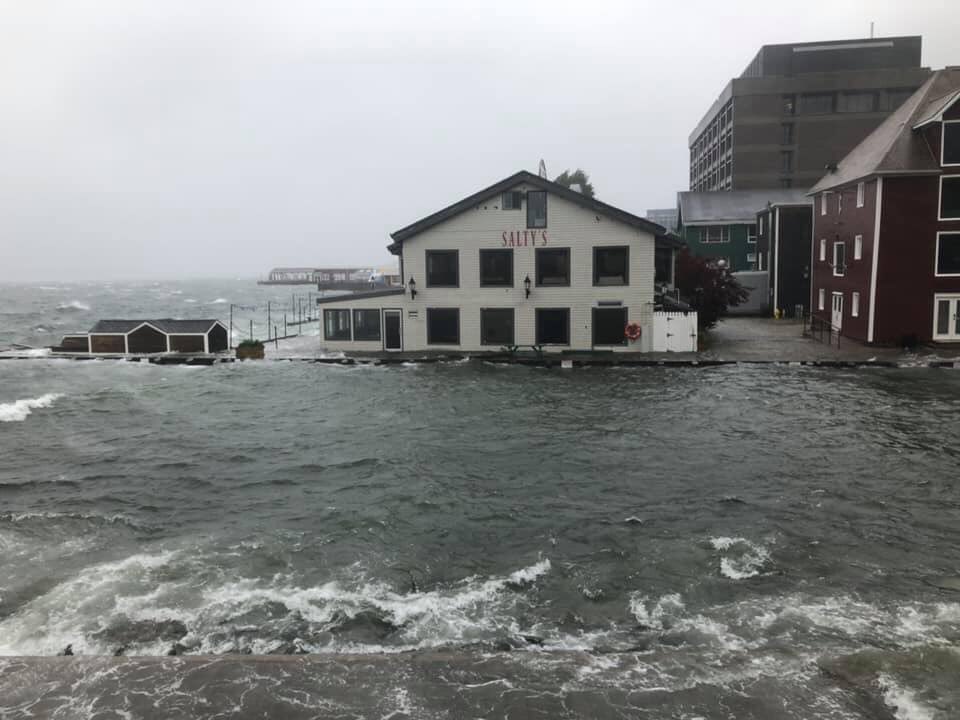 HouckisPokisewx's tweet photo. Water levels are high at Saltys in Halifax Nova Scotia pic taken by Dyan Dort #nsstorm https://t.co/RkR8poOXgh