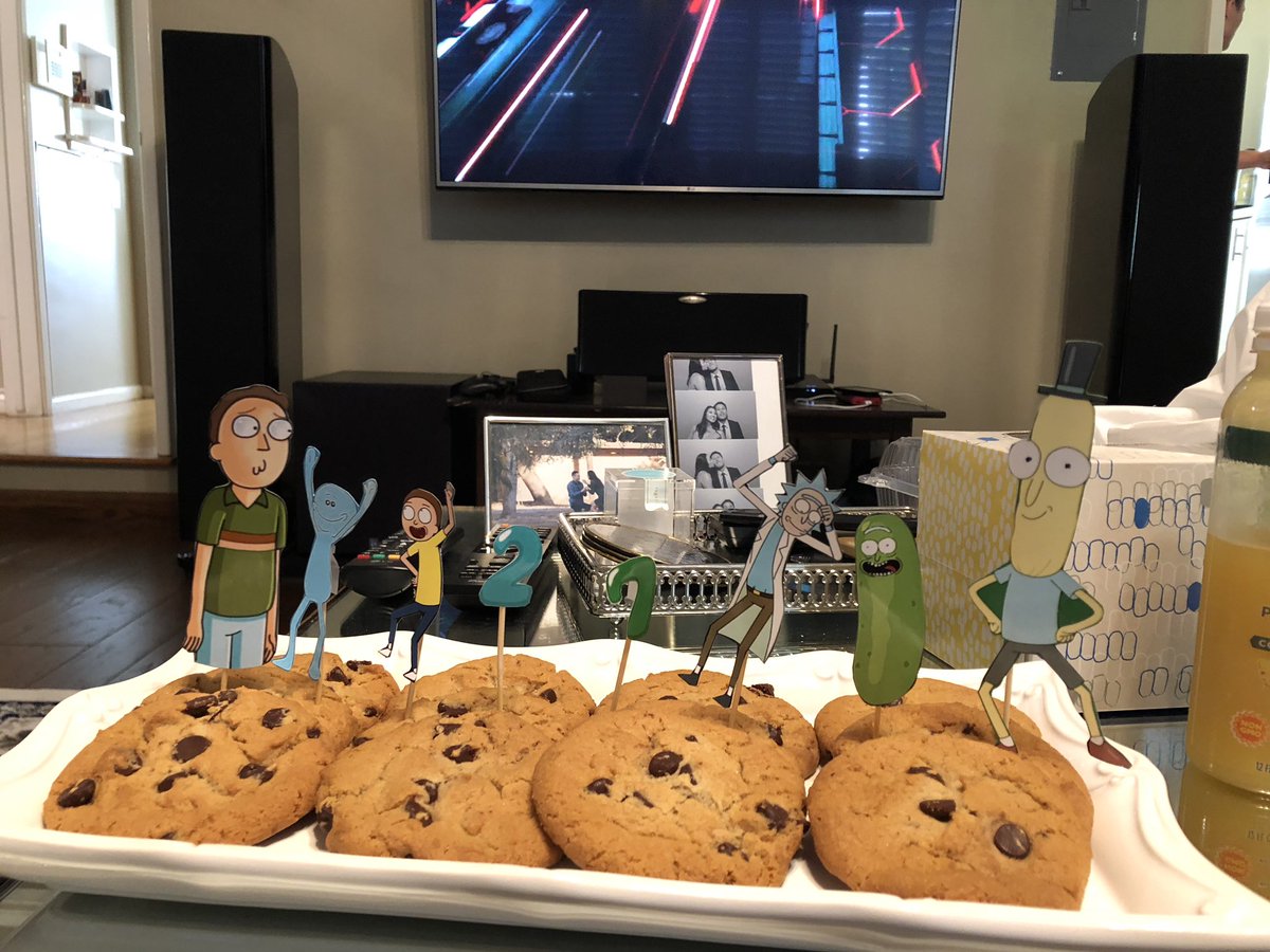 CreatedByKel_'s tweet photo. Husband loves Rick &amp; Morty. And Ralph’s cookies. https://t.co/zQLYFllcbv
