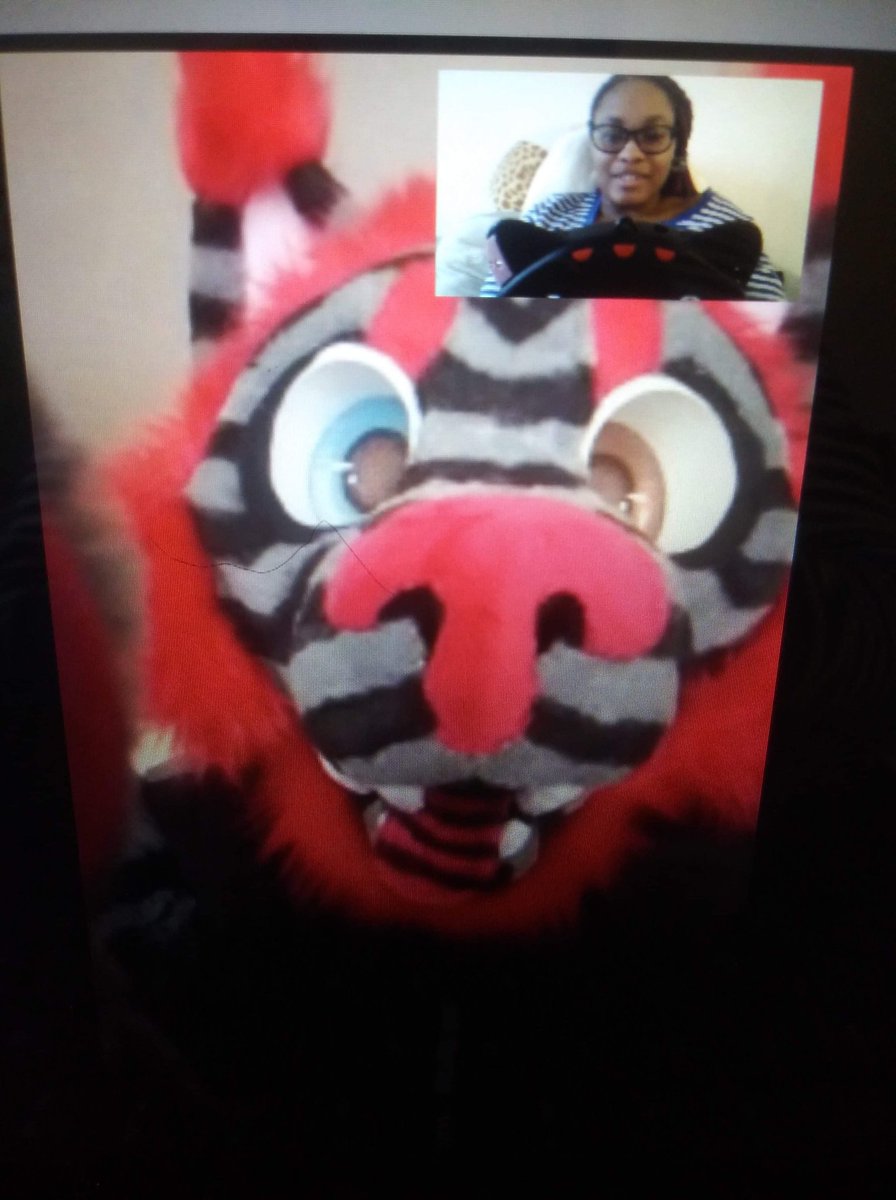 Usagixkuma1121's tweet photo. Hey! You got games on yo phone?😂😂

#furry #fursona #fursuit #fursuiter #fursuiting #fursuitdancing  #fursuitdancers #michiganfurry #furryfandom #furryfandomart #fursuitfrenzy #fursuitsofinstagram #fursuitsplz #fursuitphoto #fursuitmaker #fursuitwip #fursuitdancer https://t.co/TwUQ8LtUyN