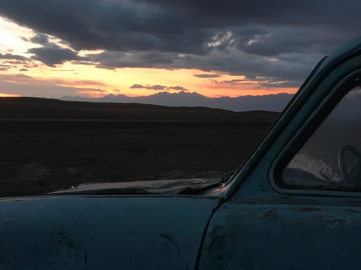 reizkultur's tweet image. Batch 2 of #pics from the Silk Road Mountain Race: From CP1 at Son Kul to CP2 at Kel Suu on the Chinese Border. My favourite stretch of the race, very remote &amp;amp; utterly beautiful. Great company again from @panniercc &amp;amp; others. flickr.com/photos/reizkul… #bikepacking #srmr2019 Enjoy!