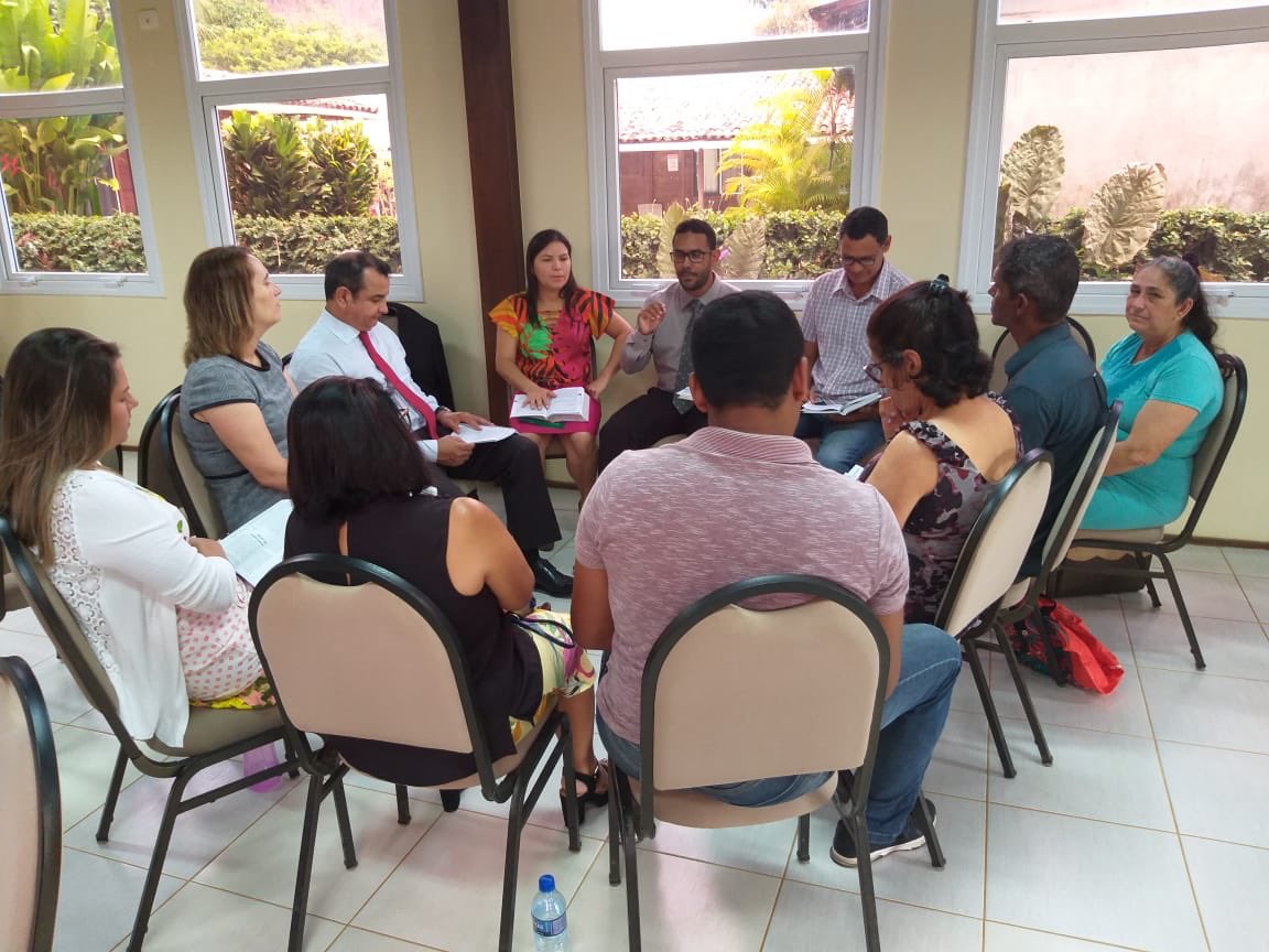 pastorotimar's tweet photo. Eis parte do povo de Deus na @IASDNoronha adorando o SENHOR, no Seu dia e na Sua Casa de Oração para todos os povos!

Foi maravilhoso! Muitíssimo obrigado @Jonatas_Lessa e @Ariane_Lessa! Sigam tal qual um #FAROL a iluminar os nativos e visitantes dessa ilha paradisíaca! #proezas! https://t.co/HgeSh51D7j