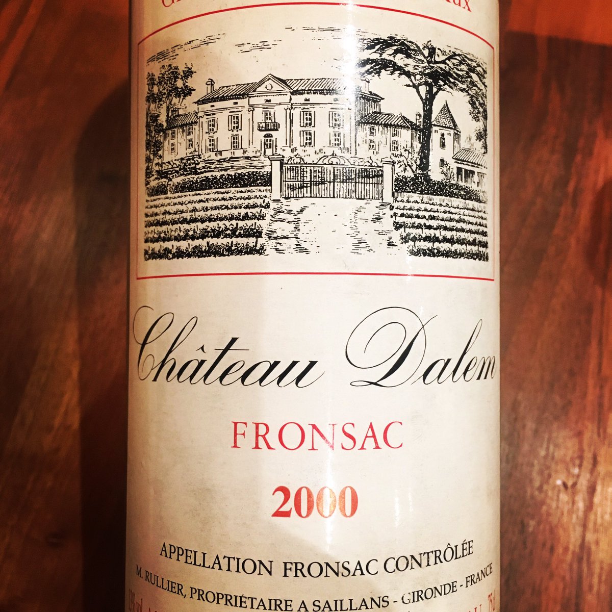 timocurtis's tweet photo. Venison dinner & Chateau Dalem ‘00 after a fun day @AlresfordShow - great 1st Saturday in September! #alresford #hampshire #tichborne #bordeaux #BDX00 https://t.co/iM58E1bgyn