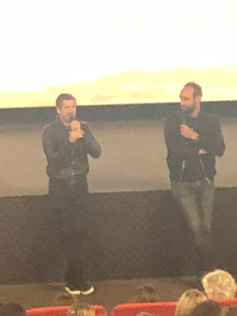 MottierB's tweet photo. « Au nom de la terre » d’Edouard Bergeon avec Guillaume Canet. Portrait émouvant et criant de réalisme, d’un monde agricole poussé par tout un système. Une histoire qui raisonne si fort... en moi #Chamboulée #AgricultureMonAmour #DouJeViens https://t.co/yeoSTITryQ