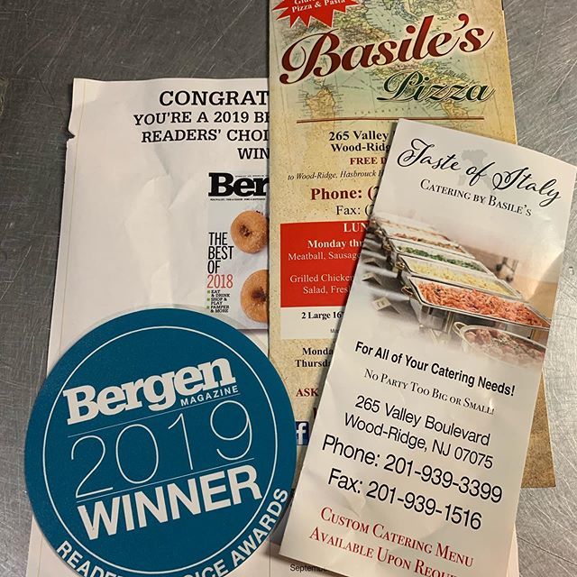 BasilesPizza's tweet photo. Basilespizza’s n Catering Buy 1 Dinner and Get 50% off 2nd n a free order of Zeppoles https://t.co/mzCGKFSoIe https://t.co/rw8dV4B3bQ