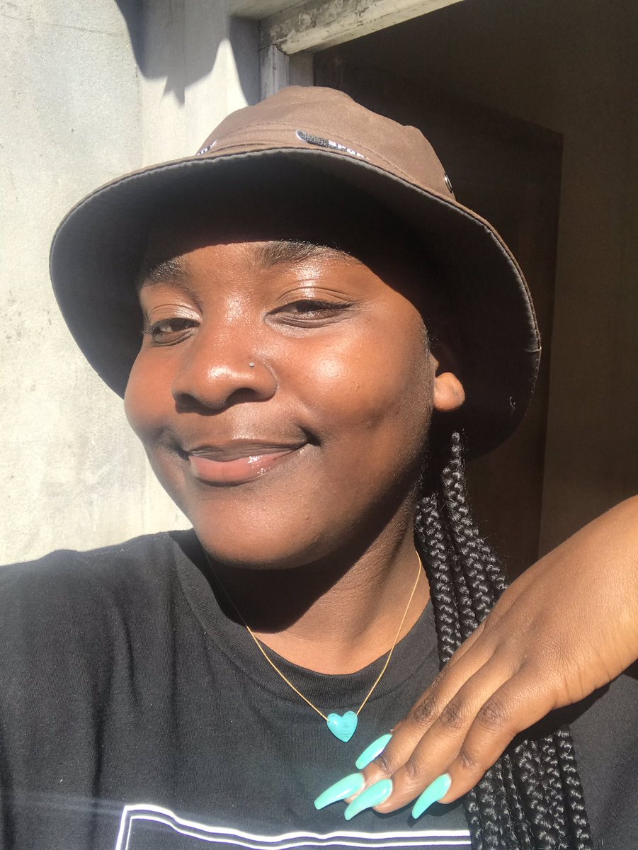 esinako_yandy tweet media