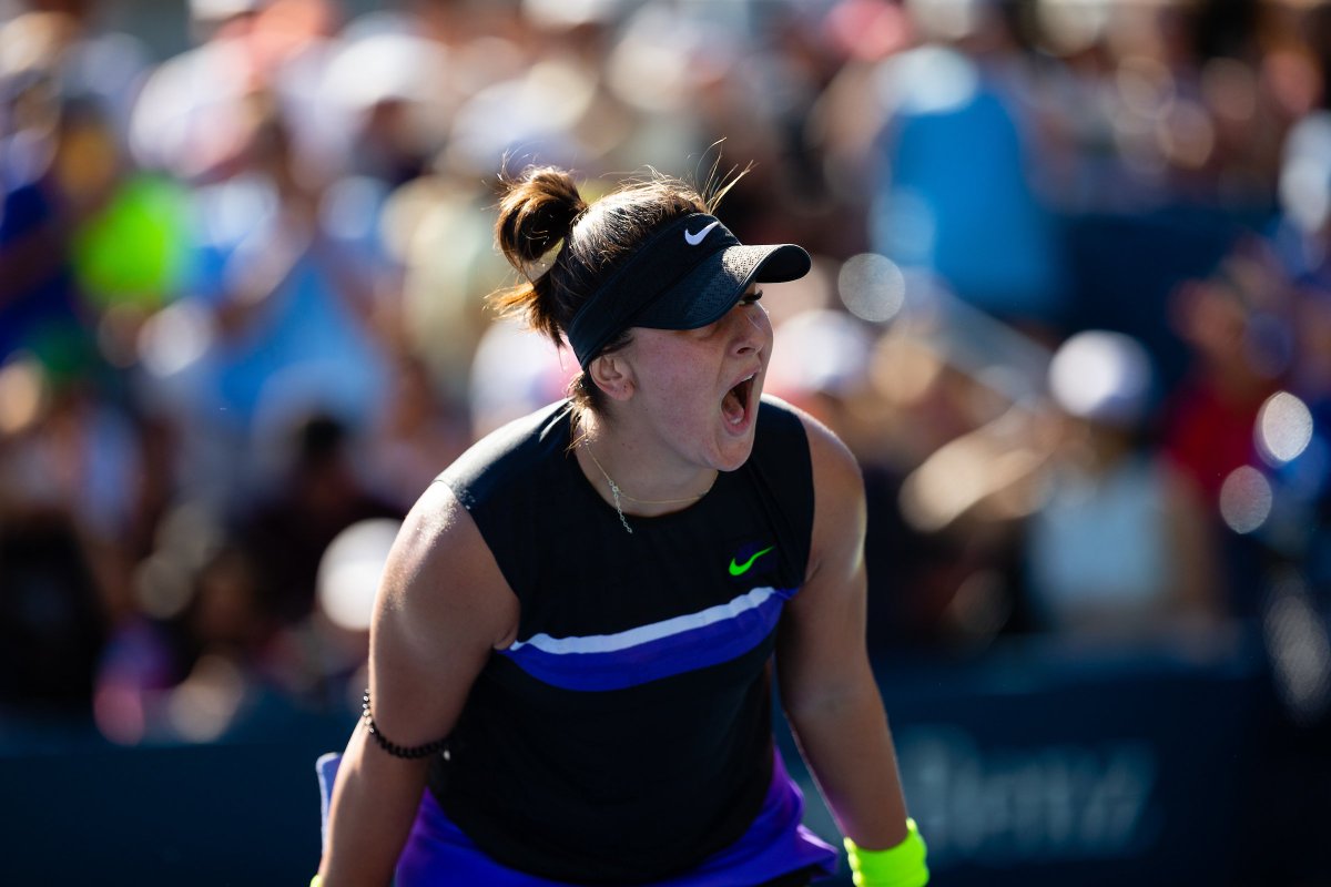 CANADIAN HISTORY. 🇨🇦

BIANCA ANDREESCU is the #USOpen CHAMPION!

The 19-year-old brings her absolute best tennis to defeat Serena Williams 6-3, 7-5, becoming Canada's first-ever Grand Slam champion in singles. 

#SheTheNorth, indeed. 🍁