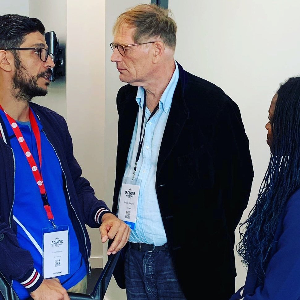 eddydurteste's tweet photo. Au terme de mon intervention, j'ai pu échanger longuement avec Philippe Grangeon, Conseillé du Président de la République, qui m'a prêté une oreille attentive #campusdesterritoires #Bordeaux #leadership #pouvoirdagir #ActionQuartiers #quartierspopulaires https://t.co/MhHw0itRwT