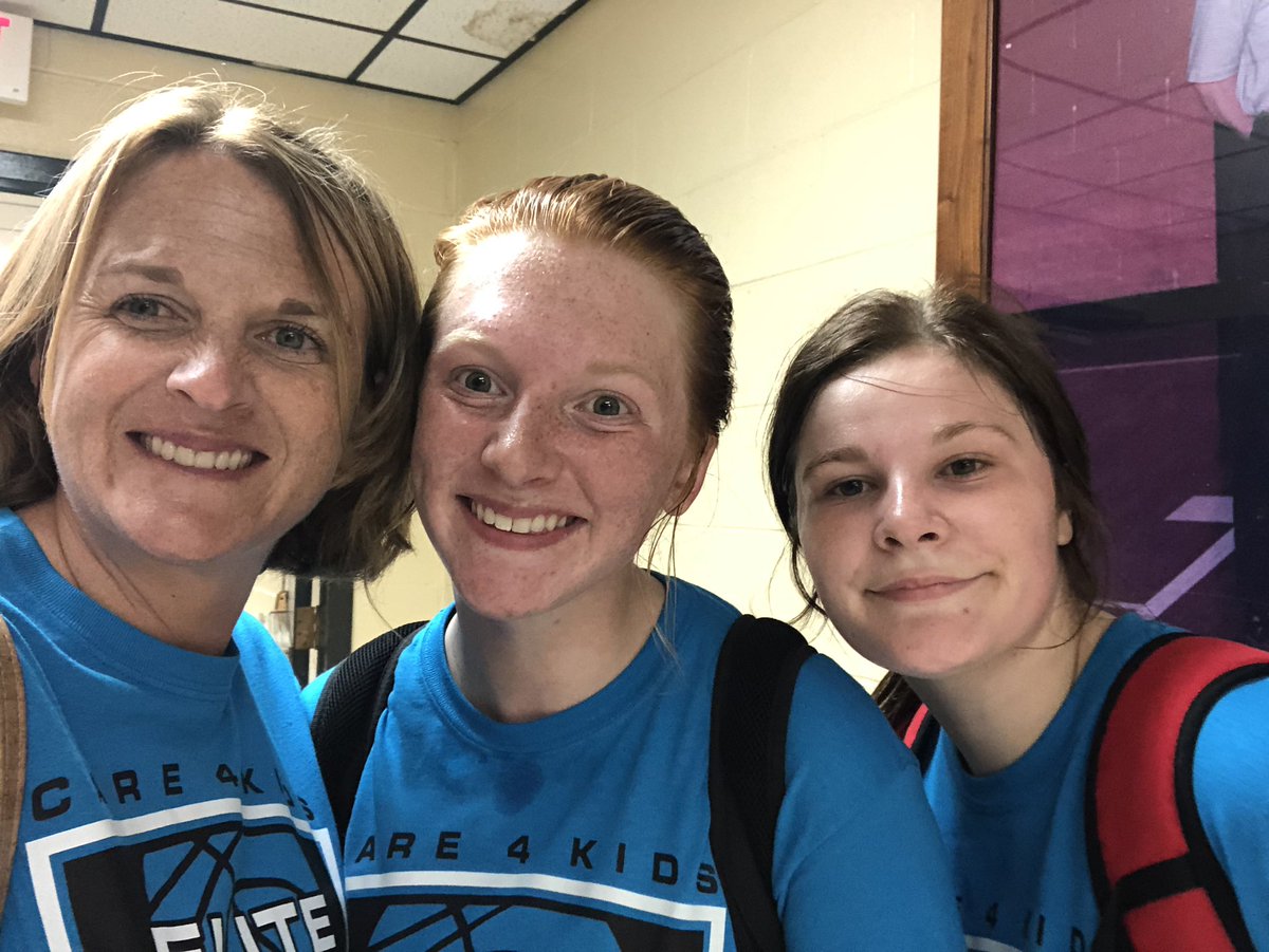 Enjoyed spending the day coaching these ballers! <a href="/EmilyGVance32/">Emily Vance 💐</a> <a href="/shortyrussell12/">Molly Ann Russell</a> Looking forward to a great Lady Red season! @CoachBrannon3 🏀