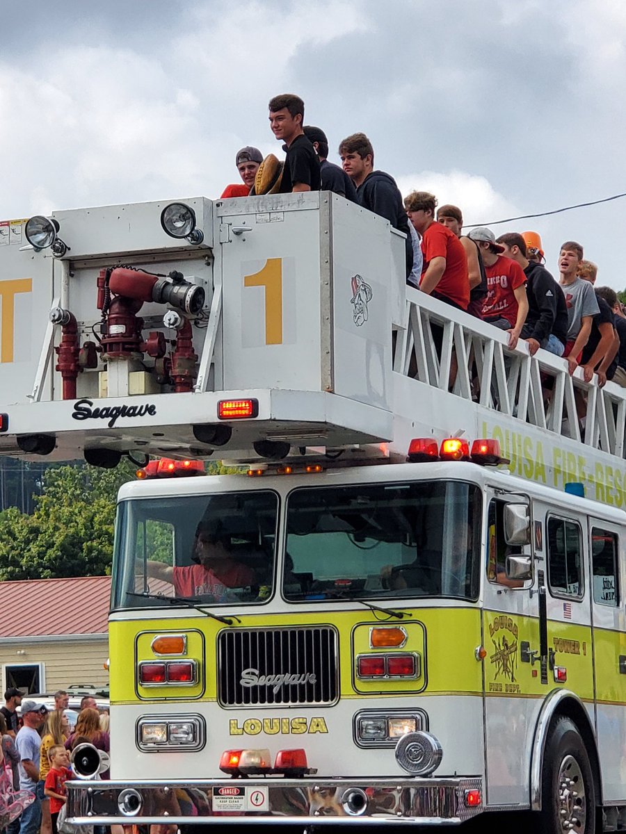 LCHS Football tweet media