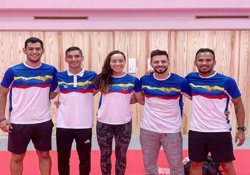mippci_ven's tweet photo. #NotiMippCI 📰 🗞️ | Cinco karatecas venezolanos participan en la Premier League de Japón.        Lea más ⏩ https://t.co/12BM248yxy

#VenezuelaRevoluciónSocial https://t.co/YForDfnMjM