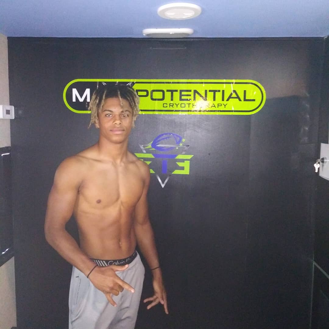 potential_max's tweet photo. Shout out to Julian Kendrick and the Bearden Bulldog Football Squad! Come see MPC and stay in the game! #massagegun #recovery #legcompression #cryotherapy https://t.co/p2OJDYbzIg