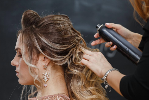 executivesalons's tweet photo. Ready for a change in salon environments? Come check out our luxury high-traffic salon environment. Schedule a salon tour &amp; learn about our perks, amenities, and lease specials! https://t.co/mkXnzwemZ7 #salonsuites #Cosmetology https://t.co/nKiWxoTHsl