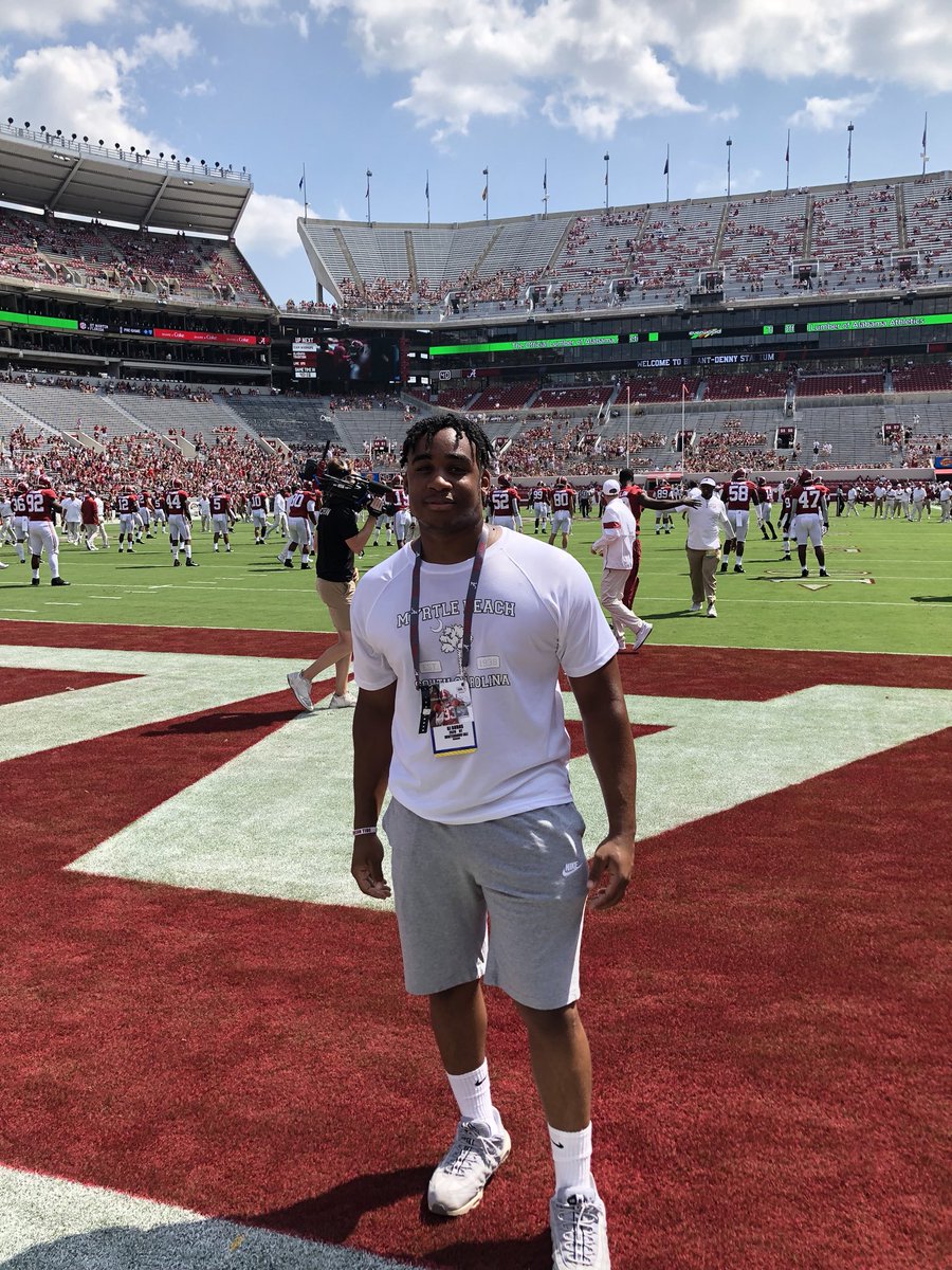 RJ_BURNS24's tweet photo. Really enjoyed myself at the game today
#prepathlete https://t.co/C4kpEdzHvd