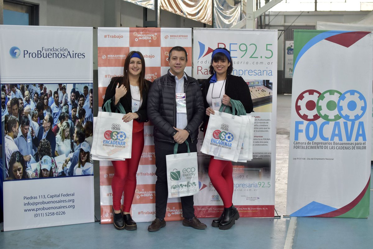 FDGaldos's tweet photo. #Encadenar #Multisectorial #ClubDucilo @MuniBerazategui gracias a todas las empresas que se siguen sumando !!!
Que esperas para inscribir tu #pyme ?
https://t.co/IS7484v7wm https://t.co/NnJhnr5YXt