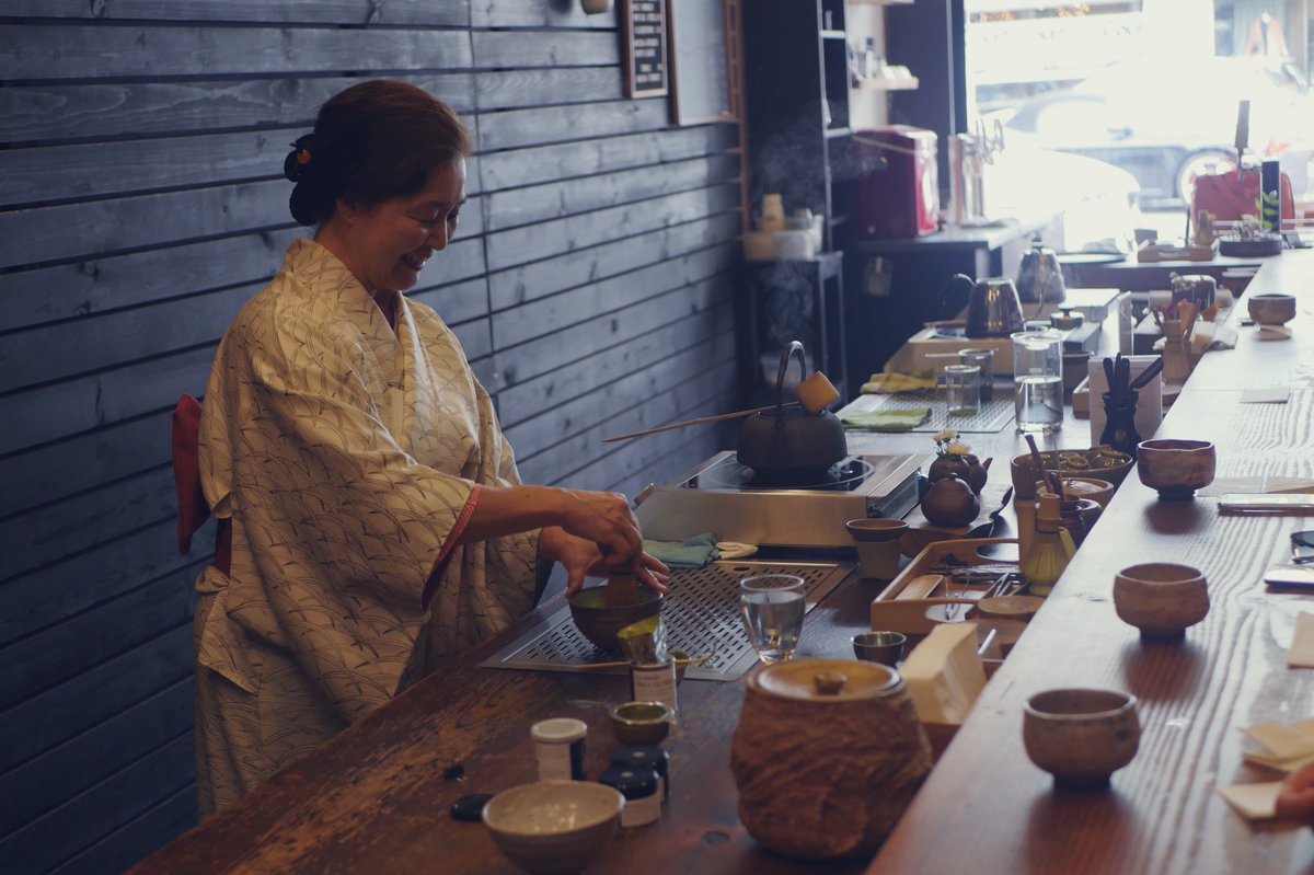 Matcha Expert Noriko Giving Lessons on How To Make The Perfect Cup 🍵 #matcha #tea #japan #yvr