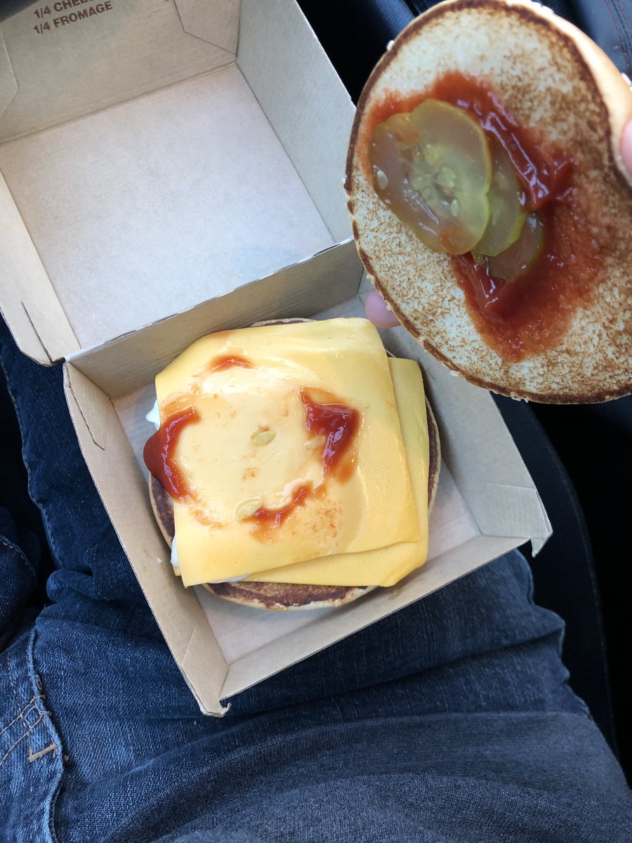 TaylorCollado's tweet image. Hey @McDonalds! I always thought it was a Quarter Pound of meat BEFORE frying, but I feel like I’m missing something important here... #WheresTheBeef?