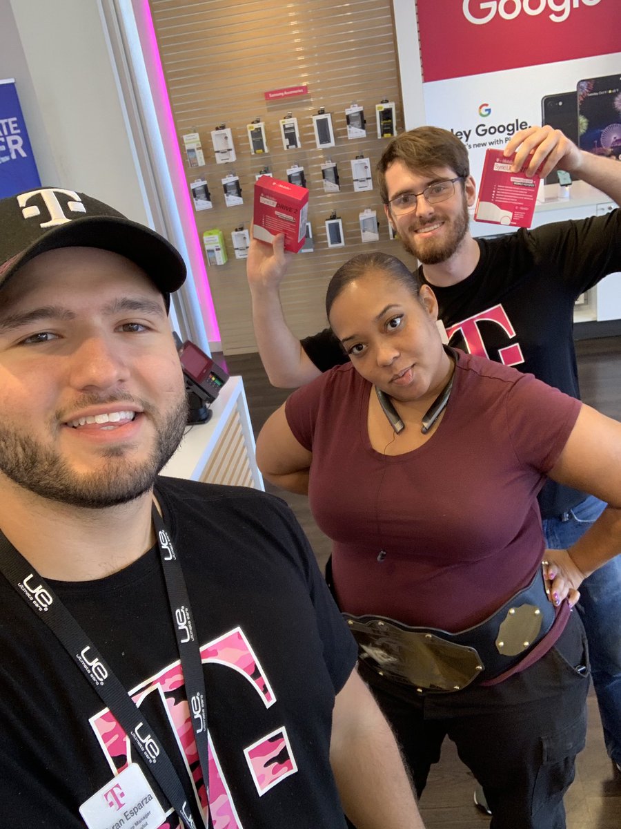 MidCitiesDM's tweet photo. Team Euless back it it again with the sync ups! They just keep selling out of these things! @myamtel @jeffbookout @billhodac #TheMidCitiesWay #CommitToTheStandard https://t.co/FpRI4wZVpV
