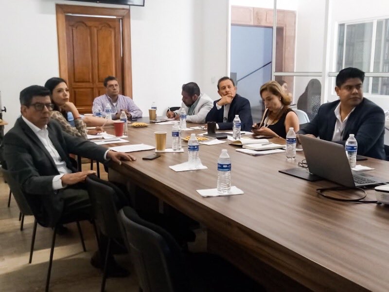 JosueLarMor's tweet photo. Se llevó a cabo una reunión con autoridades del Hospital del Niño y el Adolescente Morelense #HNAM, para analizar los criterios e implementar un plan de trabajo para la acreditación en la Cédula de Quemaduras y Corrosiones.
#AnfitrionesDeLaSalud https://t.co/9wEzNrVLnX