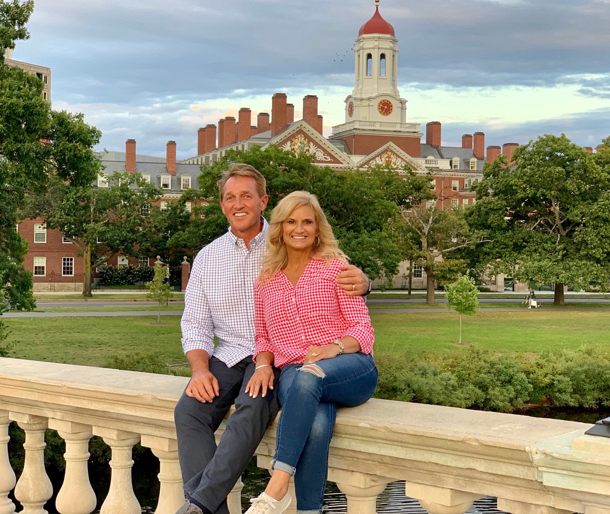 Jeff Flake On Twitter Great To Be Harvardiop For The Fall As A Resident Fellow