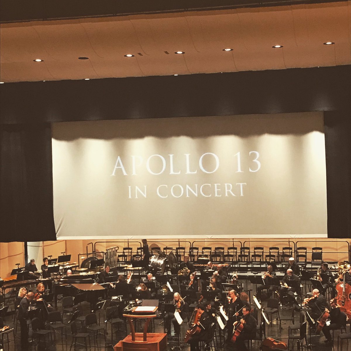 edtech_prokes's tweet photo. #datenight #nerddate #balconyseats #favoritemovie @tomhanks @DaytonPhil @VictoriaTheatre #daytonstrong https://t.co/33fCAuVSNB