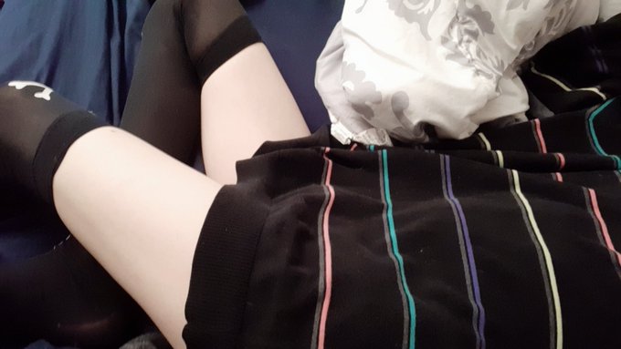 Heres sum more i guess ...YES I ADDED AN EFFECT ON MY BUTT SHUSH! https://t.co/p7b9iAX0hc<a href="/tag/mommy"class="tags"><span>#mommy</span></a><a href="/tag/cgl"class="tags"><span>#cgl</span></a><a href="/tag/femboy"class="tags"><span>#femboy</span></a><a href="/tag/mdlb"class="tags"><span>#mdlb</span></a>