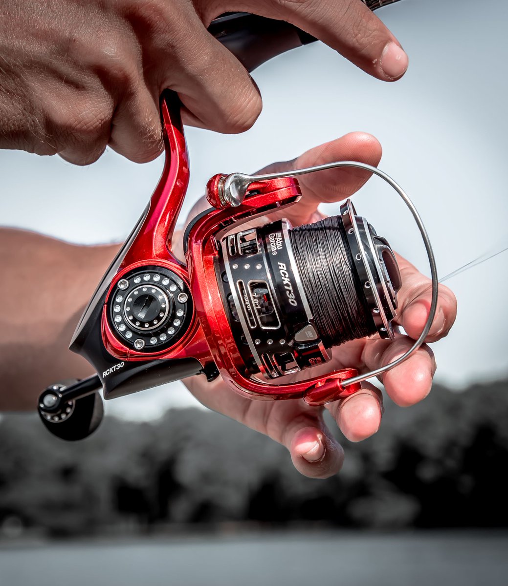 abu garcia revo rocket spinning reel