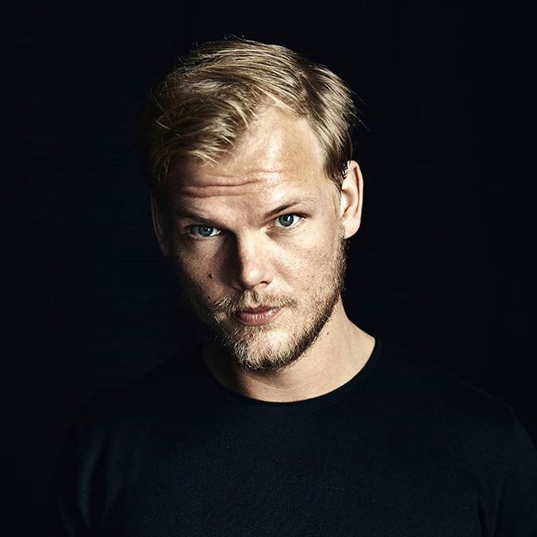 PGyko's tweet photo. Today, tomorrow and always ... in our hearts.. 🖤 #Tim #TimBergling #Avicii #Aviciifamily #TeamAvicii #legendsneverdie #TimBirthday https://t.co/A5gkmaA8cj