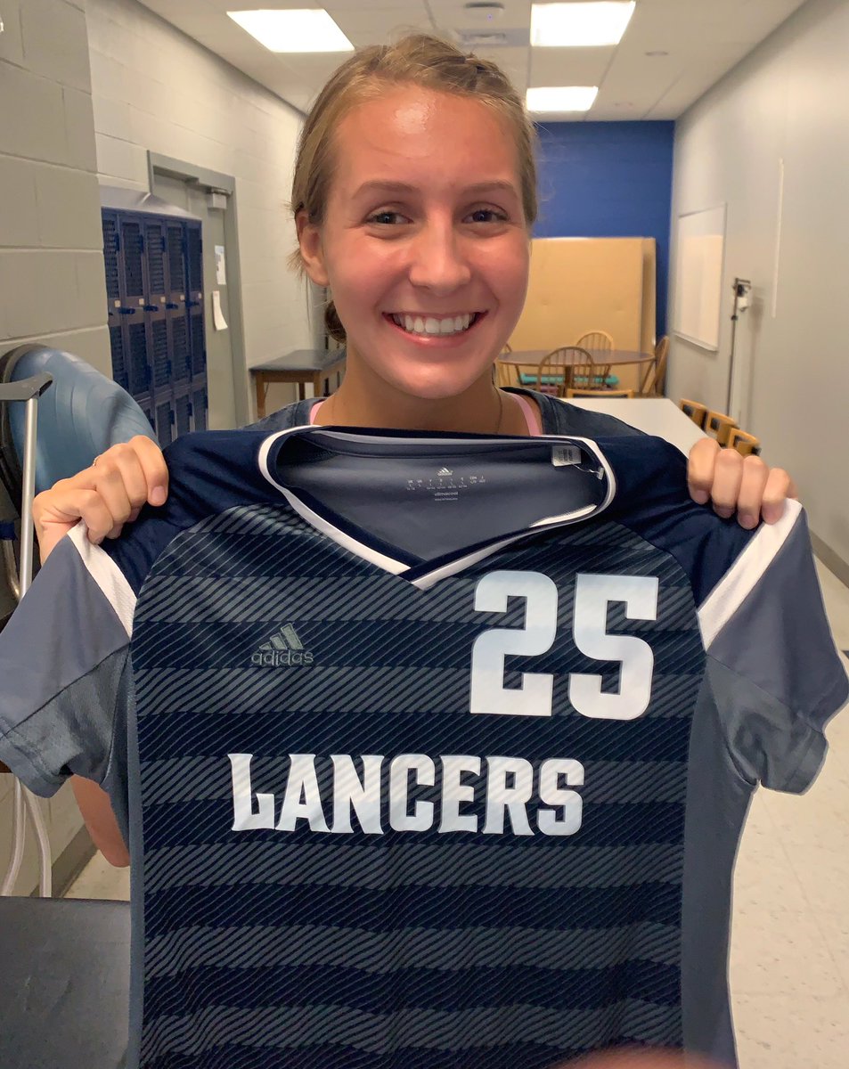 lauxkatelyn's tweet photo. I’m SO happy to announce that I’ve verbally committed to play division 1 soccer at Longwood University!! I am so grateful for everyone who has supported me through this journey. #GoWood https://t.co/xcCv0190Ng