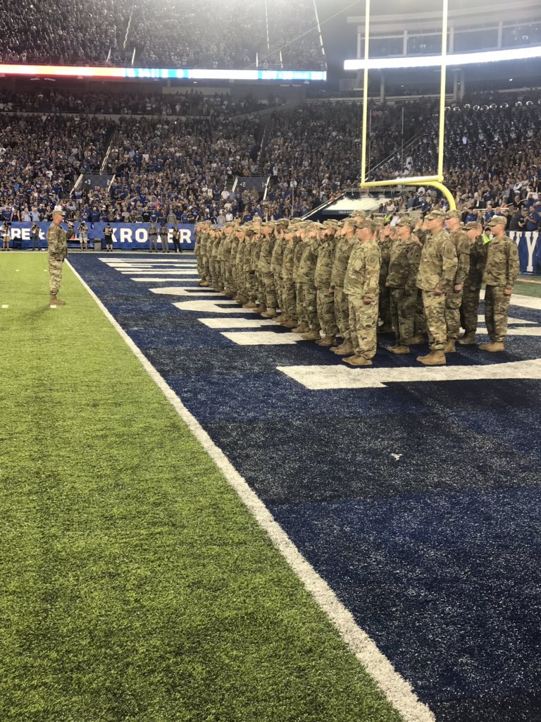 A bunch of bad asses taking an oath to do doing bad ass things 98% don’t have the guts to do!       🇺🇸🇺🇸🇺🇸🇺🇸🇺🇸 #USA #ThankYouForServing #FreedomIsntFree