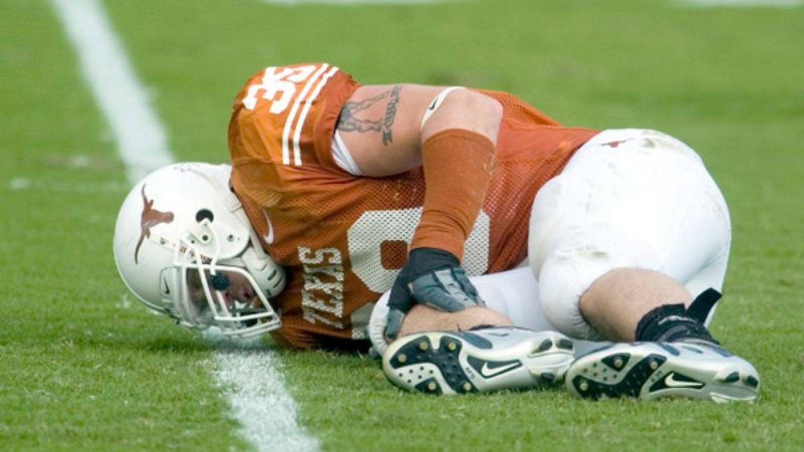 The Onion on Twitter "‘Athletes Can Play Through Those Injuries,’ Says