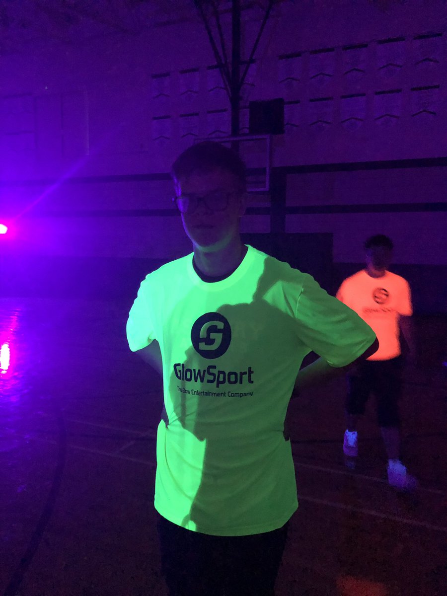 Matthewsboysres's tweet photo. The @ashburycollege boarders are glowing tonight! Great to see them playing and enjoying their time. https://t.co/xwEKAbPSBX