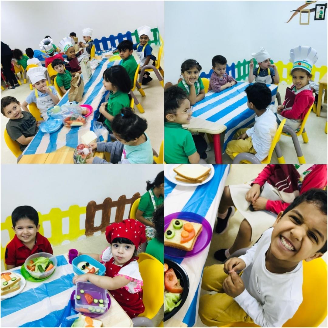 LittleVillageQA's tweet photo. Last Thursday's activity.🤩
Smiley😃 sandwich🥪 day with KG1 and KG2 😍😍 https://t.co/tAn0VfJBp8