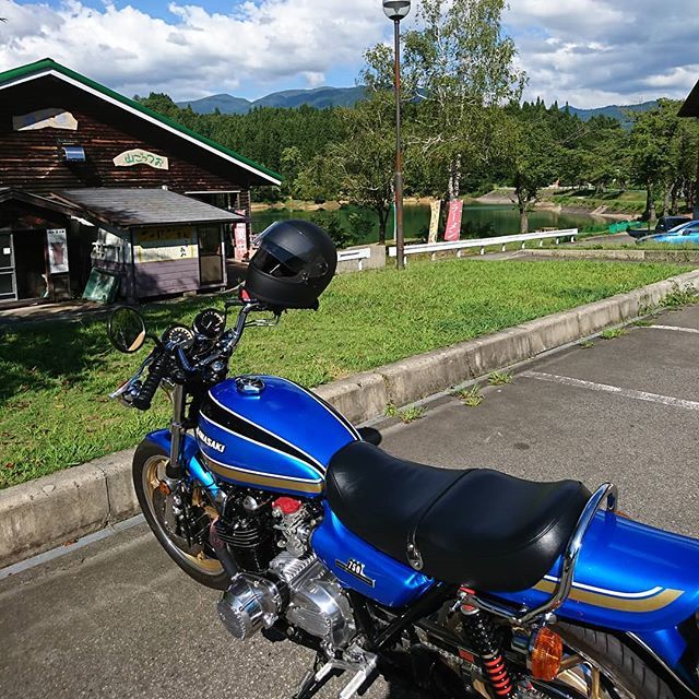 moriyama2016's tweet photo. 今日は晴天 熱い笑笑
#いい天気 #暑い #入広瀬 #z2 #kawasaki #笑 https://t.co/zuXMhwFdlu