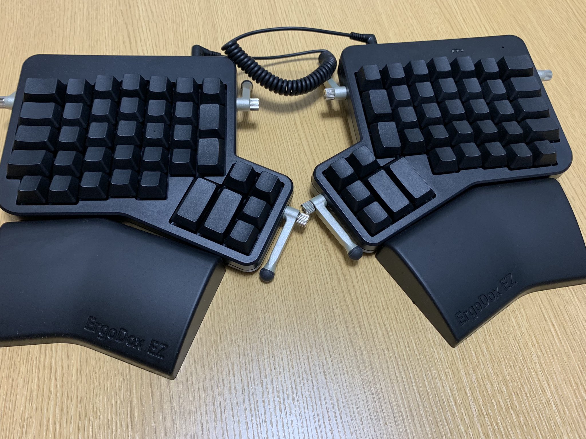 ライトニングボルト 左右分離型キーボード Ergodox Ez - 通販