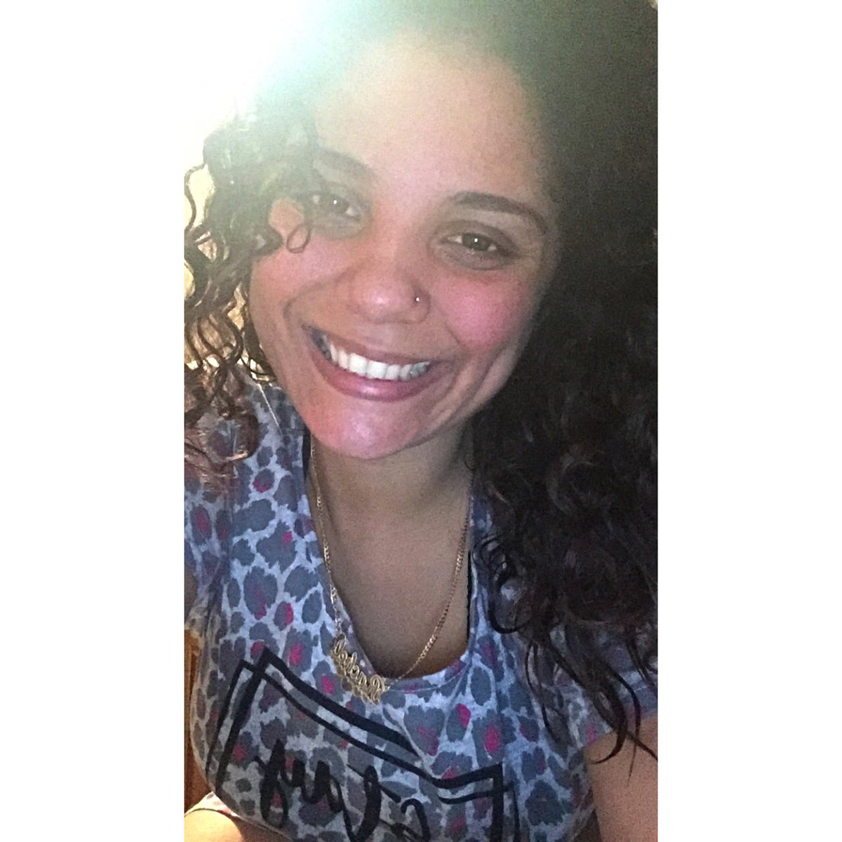 RacheyyThatbaby's tweet image. Cheeeeeeeese. #Hiddenfiles