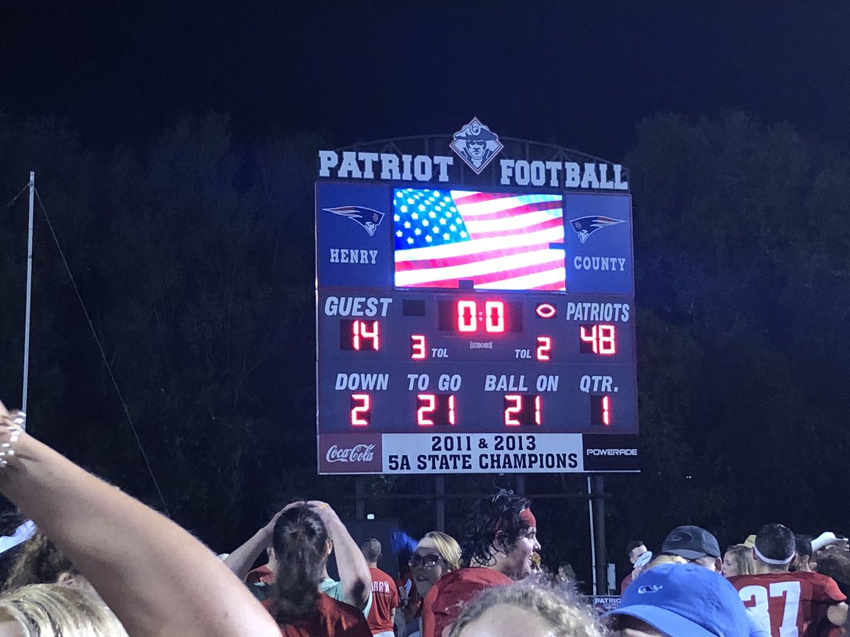 tjdamron's tweet photo. Henry County defeats Dyer Co 48-14 in front of a fantastic crowd in their home opener. #GBR #HenryCountyFootball #Tennessee #TSSAA https://t.co/zphVY9HMJI