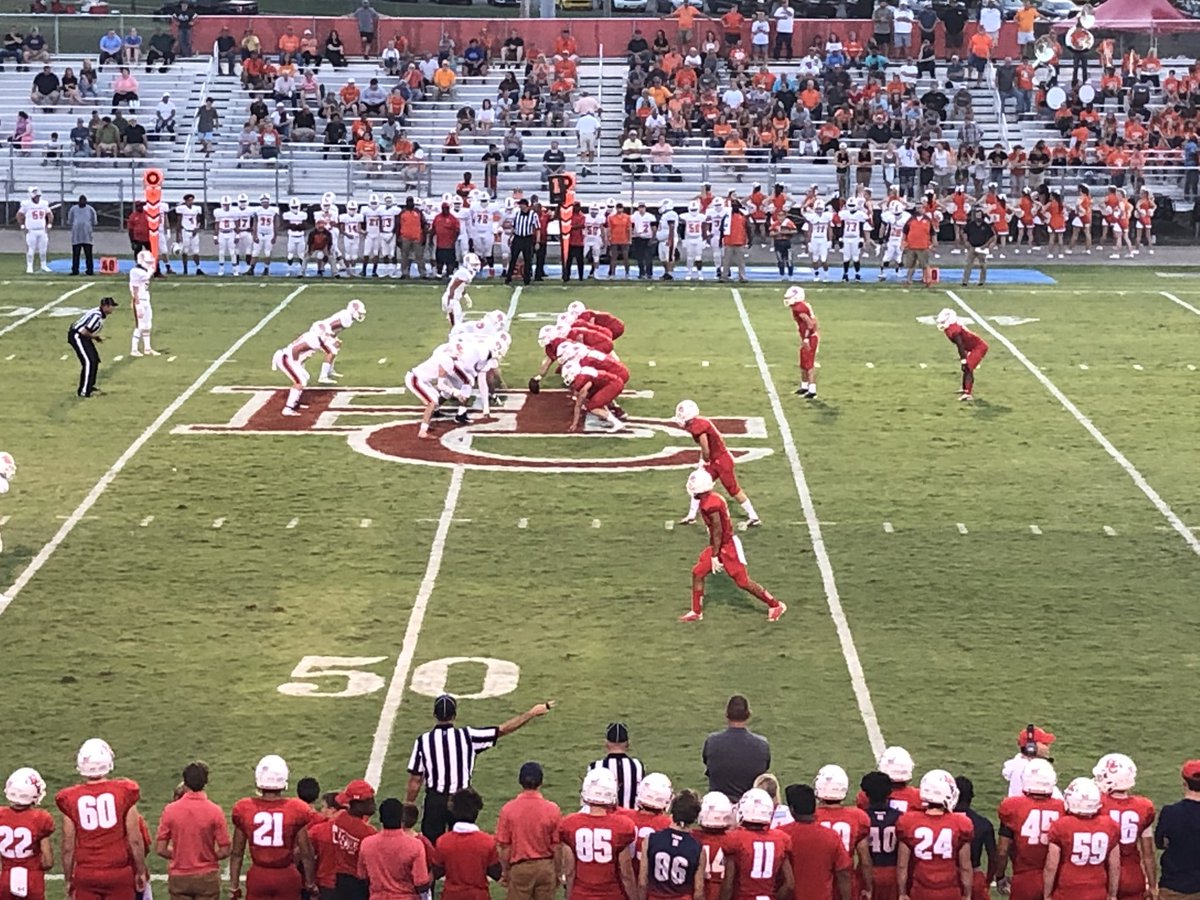 tjdamron's tweet photo. Henry County defeats Dyer Co 48-14 in front of a fantastic crowd in their home opener. #GBR #HenryCountyFootball #Tennessee #TSSAA https://t.co/zphVY9HMJI