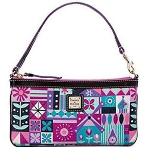 littleblogofjoy's tweet photo. #Poskmark Up to 70% OFF Select Dooney & Bourke #Disney Handbags, Totes, Wallets and More > https://t.co/sQxbAzCwlz #Fashion #Disneyland #DisneyWorld https://t.co/7YDydZQMkQ